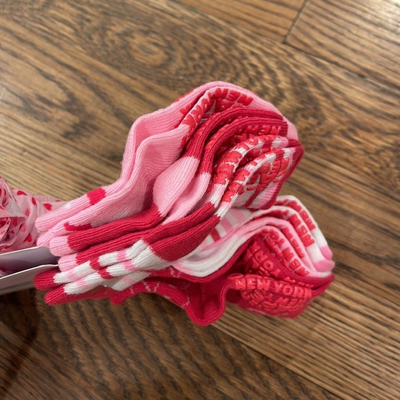 Capelli New York baby girl pink sock and headband bundle - Picture 8 of 9